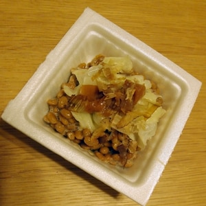 納豆の食べ方-梅かつおキャベツ♪